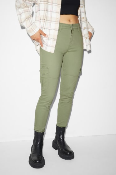 Clockhouse niñas - CLOCKHOUSE - pantalón cargo - high waist - skinny fit - verde