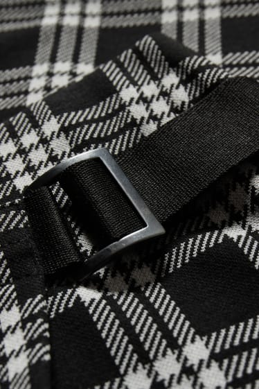 Exclusiv online - CLOCKHOUSE - fustă mini - în carouri - negru / alb