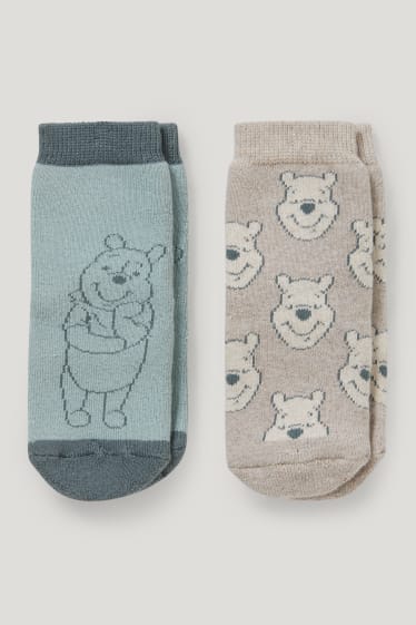 Miminka chlapci - Multipack 2 ks - Medvídek Pú - protiskluzové ponožky pro novorozence - zelená/béžová