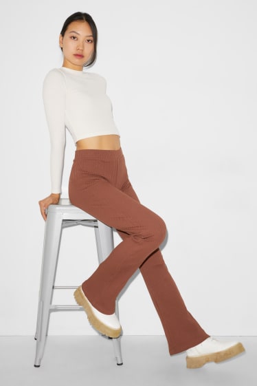 Exclusiu online - CLOCKHOUSE - samarreta crop de màniga llarga - blanc trencat