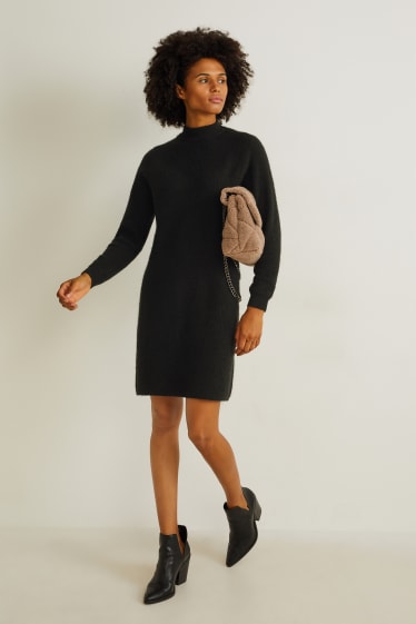 Dámské - Pletené šaty - z recyklovaného materiálu - černá