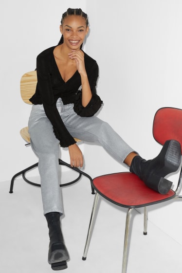 Exclusiu online - CLOCKHOUSE - samarreta crop de màniga llarga - negre