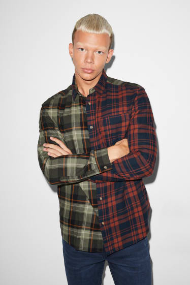 Clockhouse homme - CLOCKHOUSE - chemise - regular fit - col kent - à carreaux - marron / vert foncé