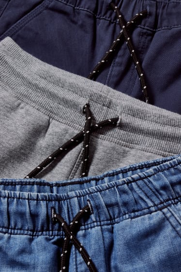 Nen petit - Paquet de 3 - texans, pantalons cargo i pantalons de xandall - blau fosc