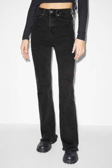 Clockhouse Girls - CLOCKHOUSE - flared jeans - vita alta - LYCRA® - nero