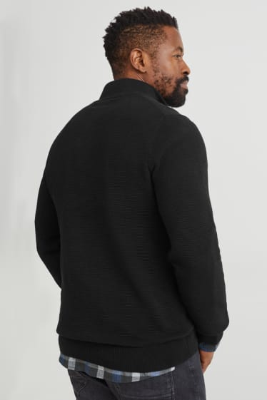 Herren - Pullover und Hemd - Regular Fit - Button-down - schwarz