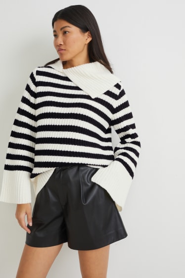 Damen - Pullover - gestreift - schwarz / weiß