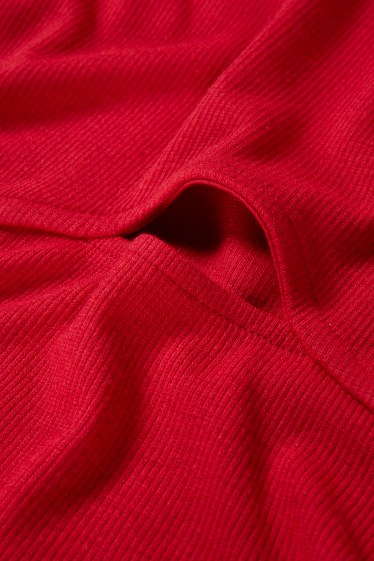 Online exclusive - CLOCKHOUSE - cropped long sleeve top - red
