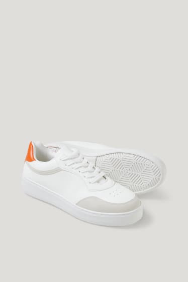 Femmes - Baskets - similicuir - blanc / orange