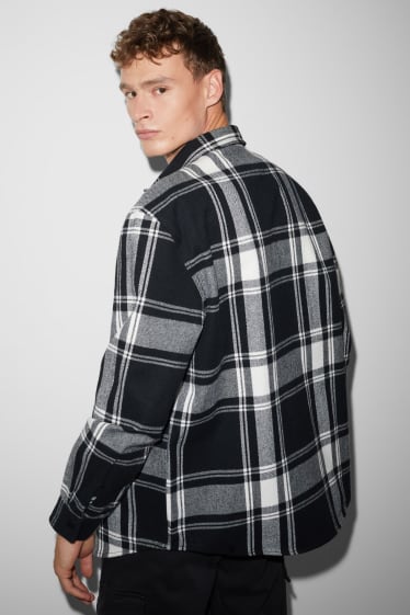 Clockhouse homme - CLOCKHOUSE - chemise - coupe relax - col kent - à carreaux - blanc / noir