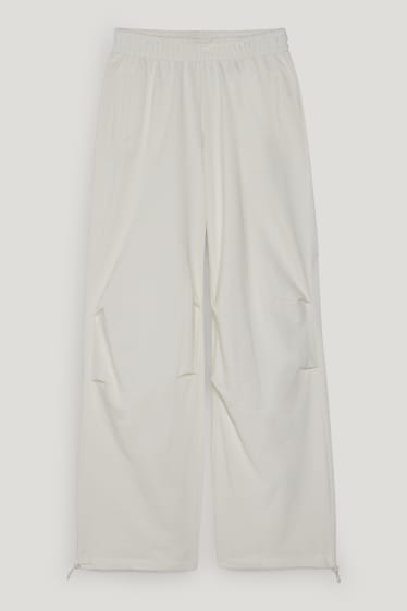 Exclu web - CLOCKHOUSE - pantalon de jogging - blanc crème