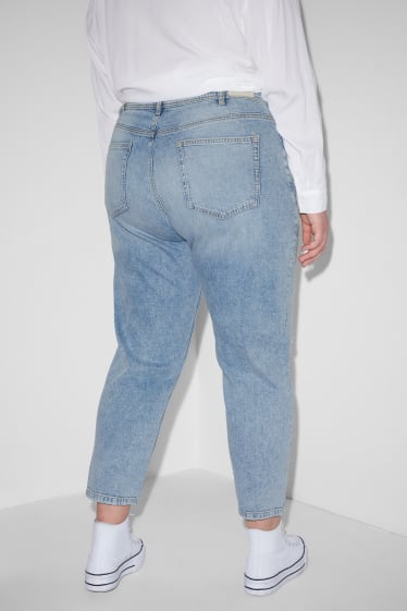 Femmes grandes tailles - CLOCKHOUSE - mom jean - high waist - jean bleu clair