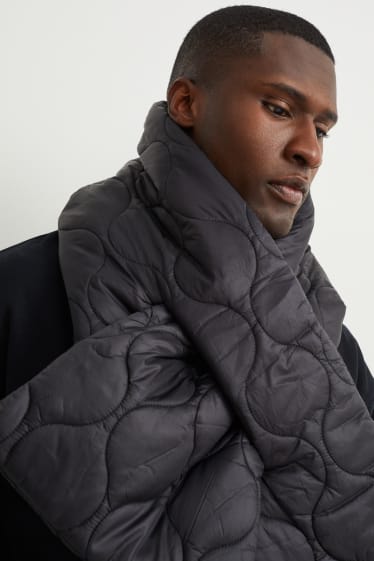 Men - Quilted scarf - black