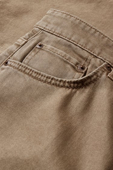 Clockhouse Boys - Crop regular jeans - bej