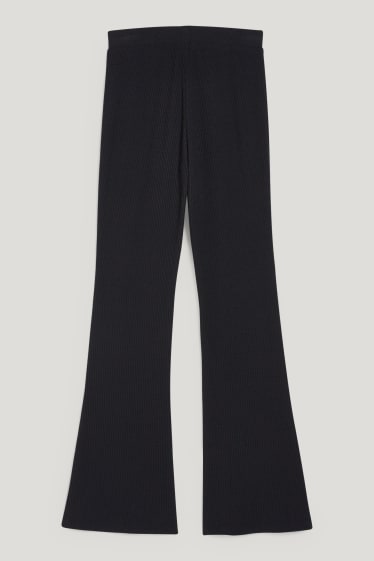 Exclusivo online - CLOCKHOUSE - pantalón de punto - comfort fit - negro