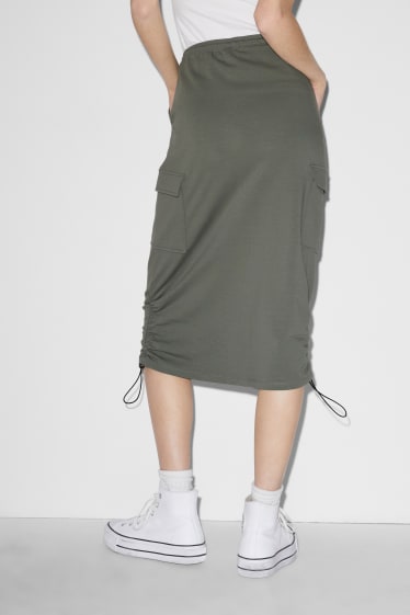 Exclusivo online - CLOCKHOUSE - falda cargo - verde