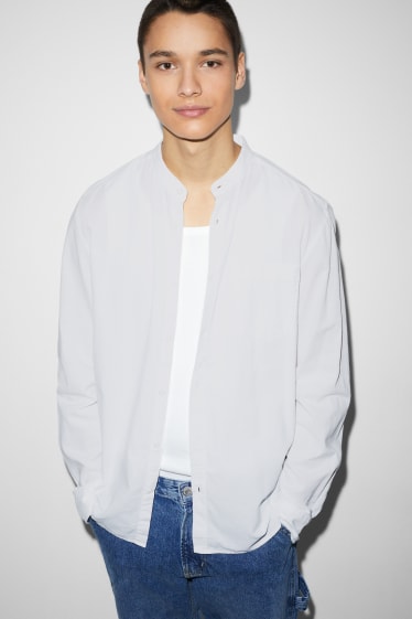 Clockhouse nen - Camisa - regular fit - coll mao - blanc