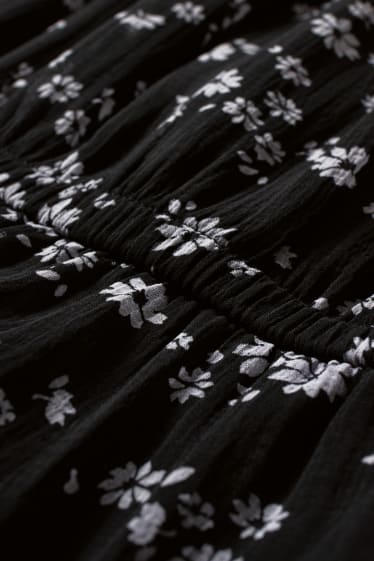 Dívčí - Rozšířené velikosti - šaty - s květinovým vzorem - černá