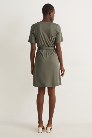 Damen - Wickelkleid - grün