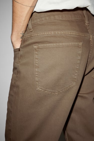 Clockhouse Boys - Crop regular jeans - bej