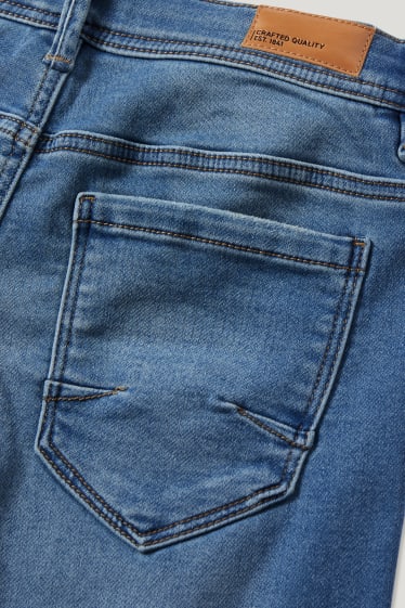 Reverskraag - Straight jeans - jog denim - jeansblauw