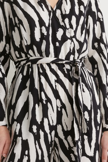 Women - Jumpsuit - patterned - black / white