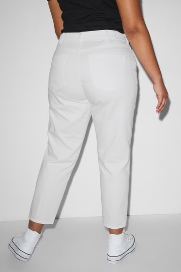 Femmes grandes tailles - CLOCKHOUSE - mom jean - high waist - blanc