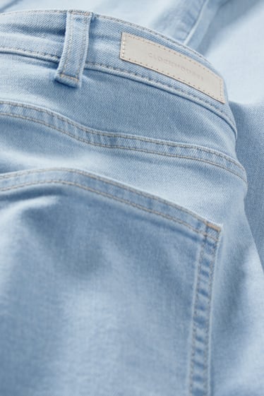 Femmes grandes tailles - CLOCKHOUSE - super skinny jean - high waist - jean bleu clair