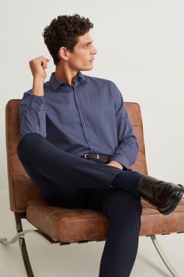 Uomo - Camicia business - slim fit - colletto all’italiana - facile da stirare - blu scuro