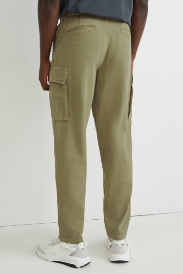 Mężczyźni - Spodnie bojówki - relaxed fit - zielony