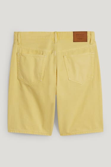 Hommes - Short en jean - jaune