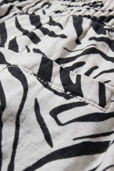 Dames - Basic shorts van linnen - met patroon - wit / zwart