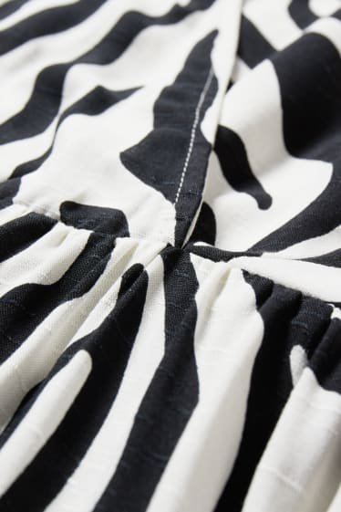 Women - Wrap dress - patterned - black / white