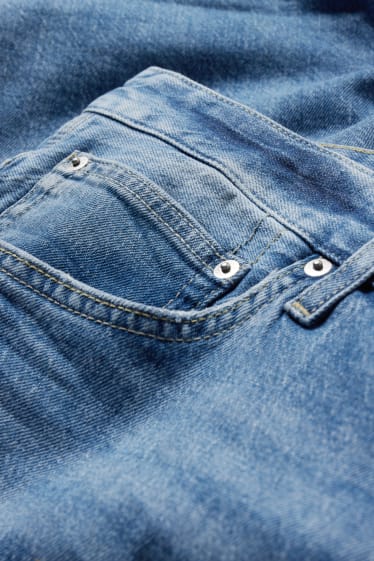 Heren XL - Korte spijkerbroek - LYCRA® - jeanslichtblauw