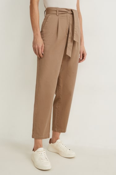 Dámské - Plátěné kalhoty - super high waist - tapered fit - hnědá