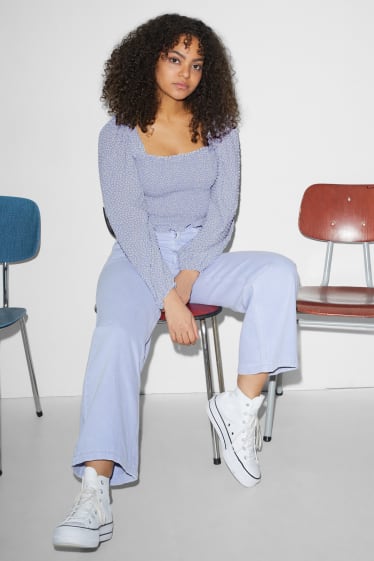 Clockhouse Girls - CLOCKHOUSE - Crop Bluse - geblümt - hellviolett