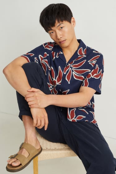 Hombre - Camisa - regular fit - cuello solapa - mezcla de lino - azul oscuro