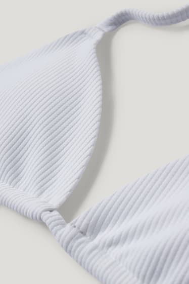 Exclu web - CLOCKHOUSE - haut de bikini brésilien - triangle - ampliforme - blanc