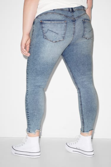 Dona XL - CLOCKHOUSE - skinny jeans - mid waist - LYCRA® - texà blau clar