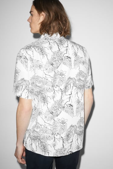 Clockhouse nen - Camisa - regular fit - Kent - negre/blanc
