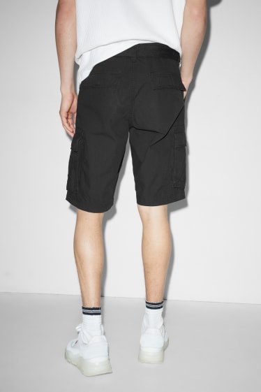 Clockhouse Boys - Shorts cargo con cintura - nero
