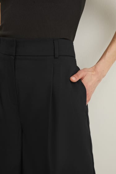 Women - Business Bermuda - high waist - black