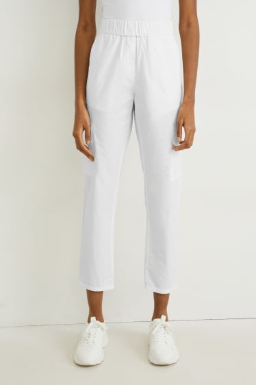 Women - Cargo trousers - mid-rise waist - tapered fit - white
