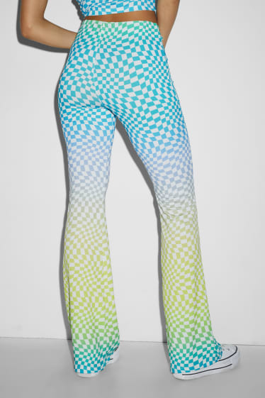 Exclusief online - CLOCKHOUSE - jersey-broek - comfort fit - geruit - lichtgroen