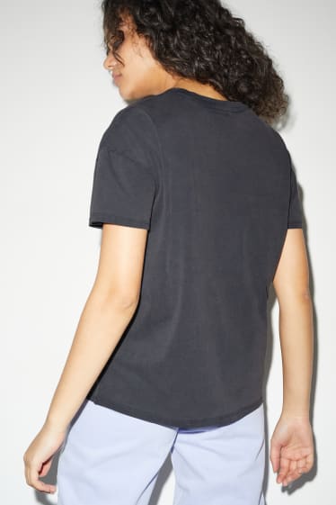 Exclu web - CLOCKHOUSE - T-shirt - Netflix - Sex Education - gris foncé