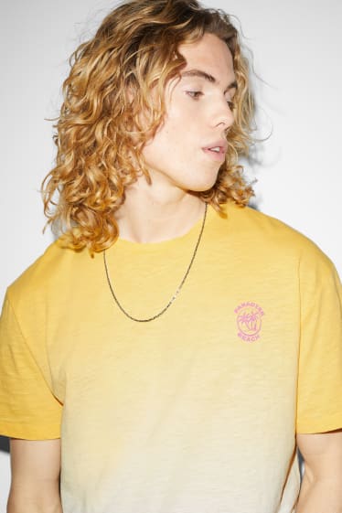Clockhouse niños - Camiseta - amarillo