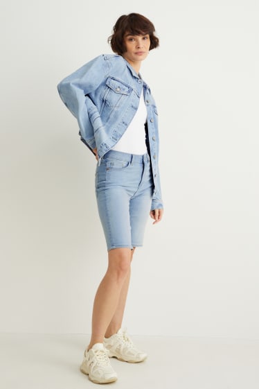 Damen - Jeans-Bermudas - Mid Waist - LYCRA® - jeans-hellblau