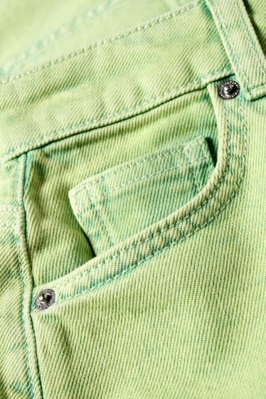 Clockhouse Girls - CLOCKHOUSE - Jeans-Shorts - High Waist - hellgrün