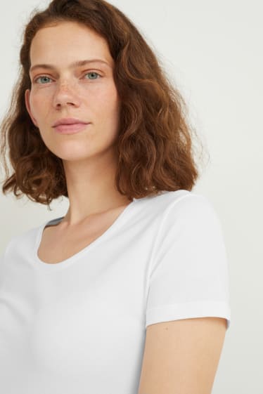 Kobiety - T-shirt - biały
