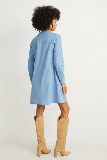 Femmes - Robe en jean - jean bleu clair